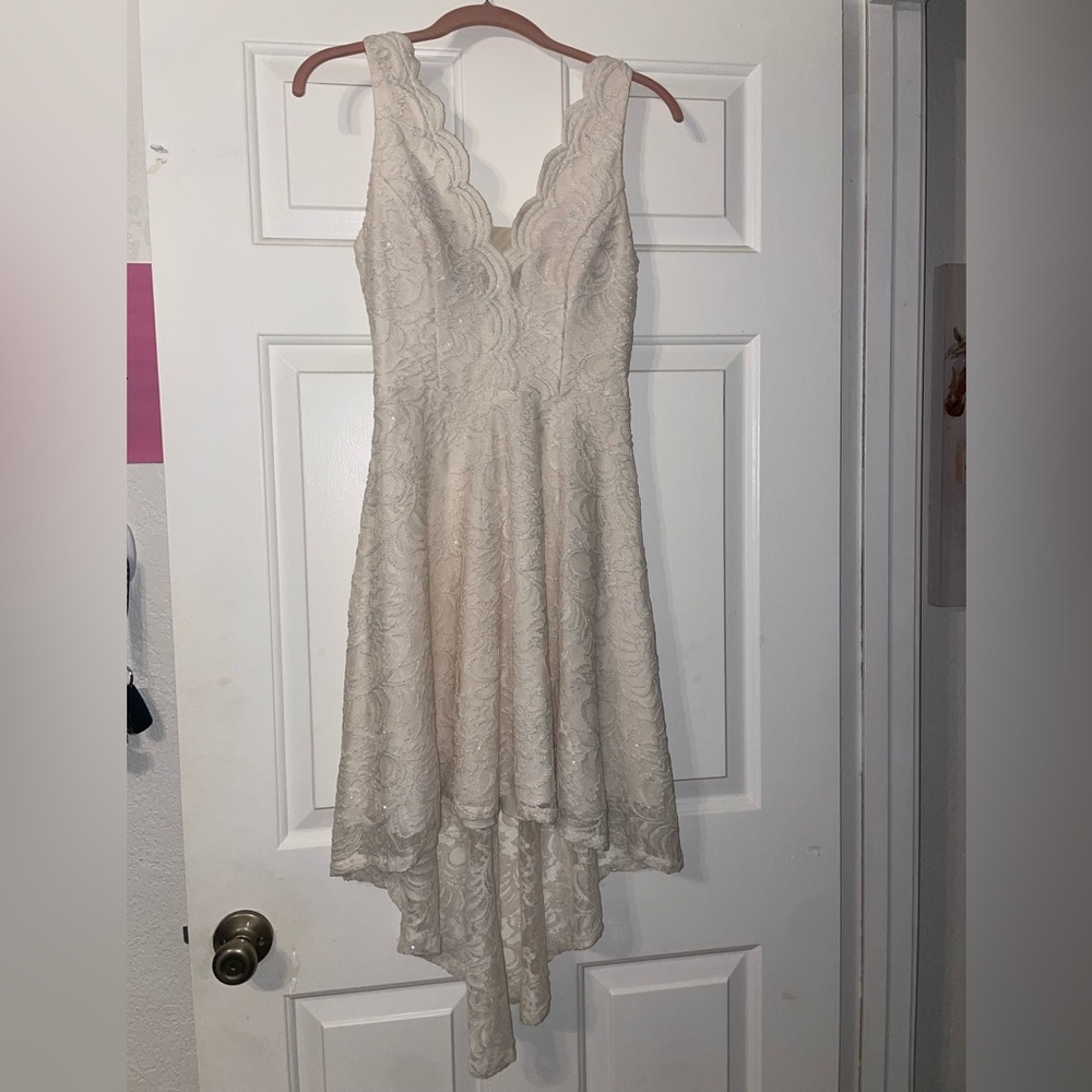 Juniors Cream Lace Dress